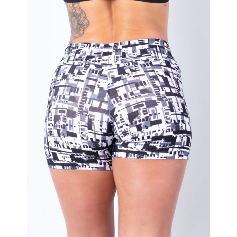 Short Feminino Estampado com Recortes de Tela Preta | Ref: 4.4.4404-3225