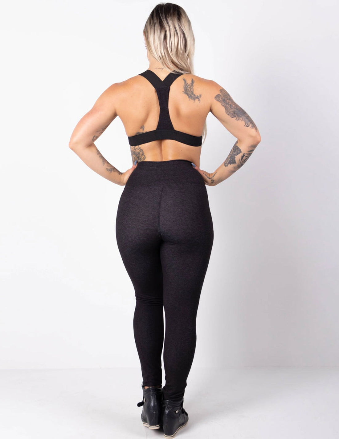 Conjunto Fitness Fake Jeans Preto em Viscose Calça e Top com Bojo | Ref: 6.6.0106-01