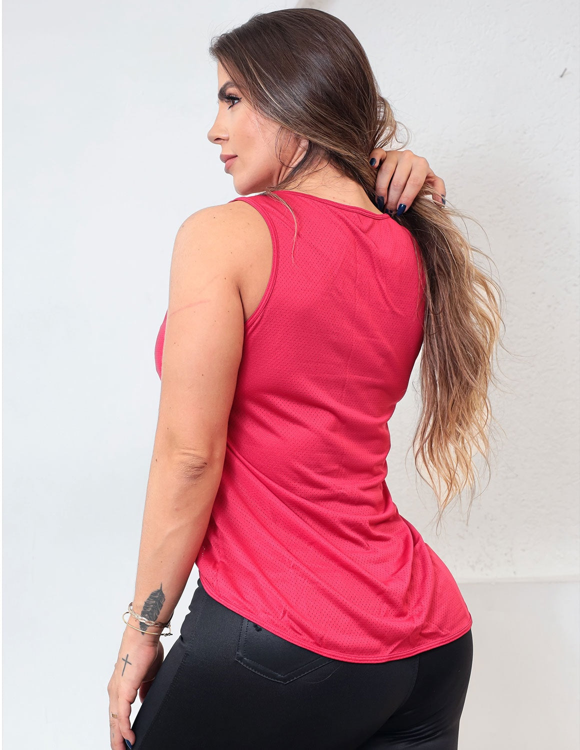 Camiseta Regata Feminina Vermelho Rubi em Dry Fit | Ref: 3.3.2555-24-G