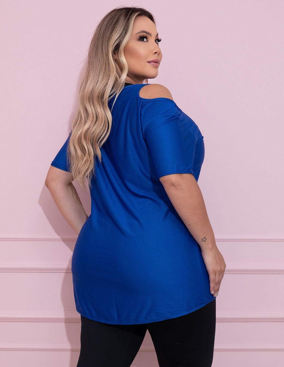 Blusa Fitness Plus Size Azul em Dry Fit | Ref: 4.4.1751-06-52
