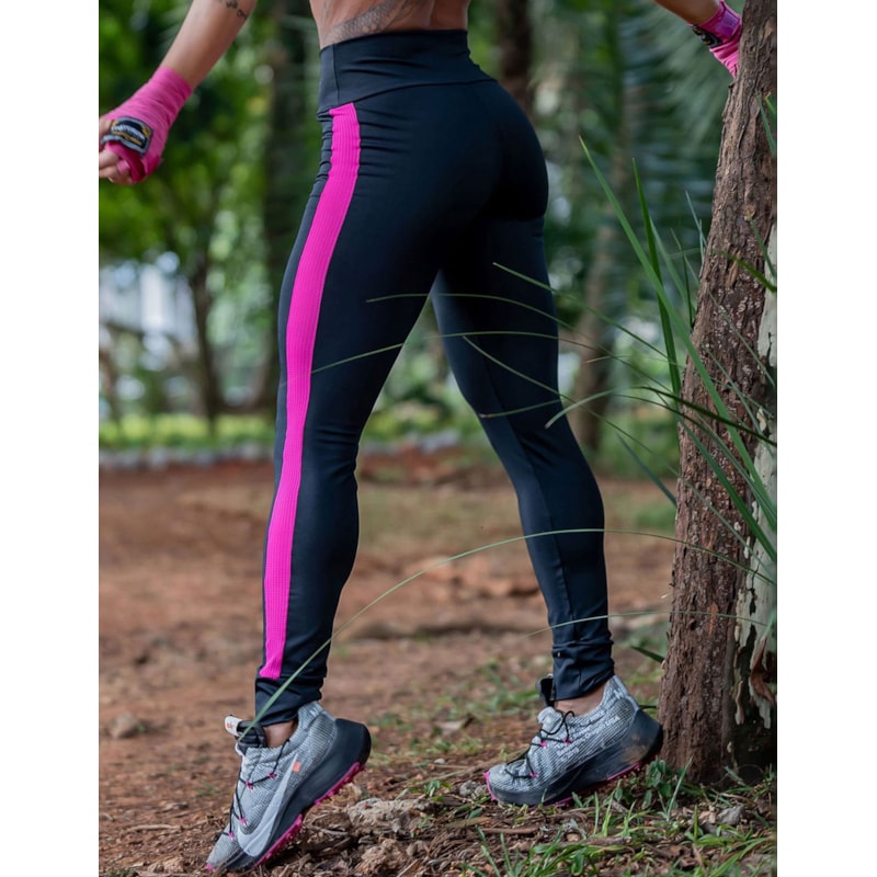 Calça Punho Fitness Preta com Tela de Poliamida Rosa | Ref: 4.4.4259-0121-G