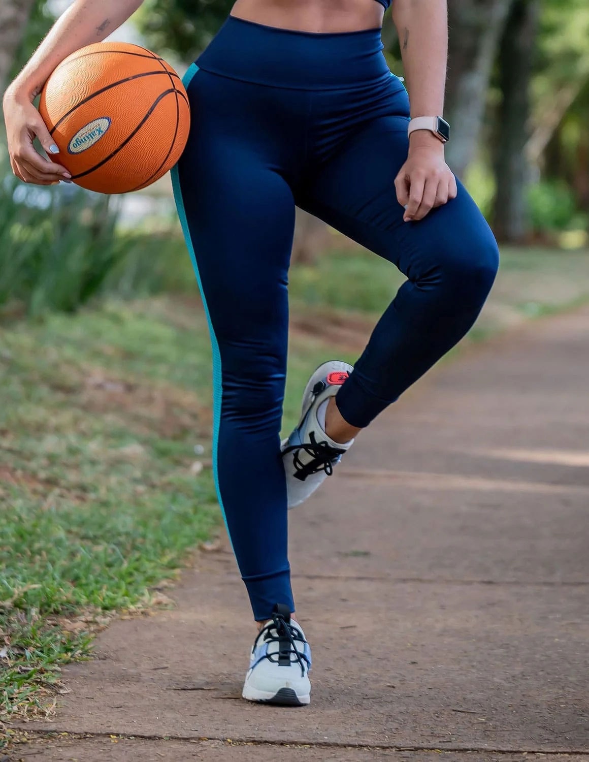 Calça Punho Azul Marinho com Tela Azul Piscina