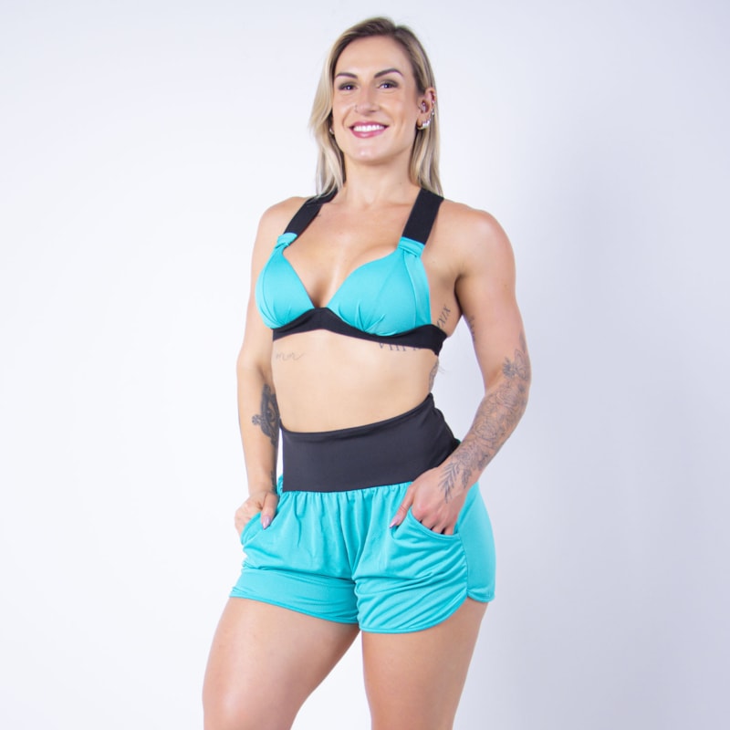 Conjunto Fitness em Dry Fit Verde com Top e Shortinho com Bolsos | Ref: 8.8.0118-05-G