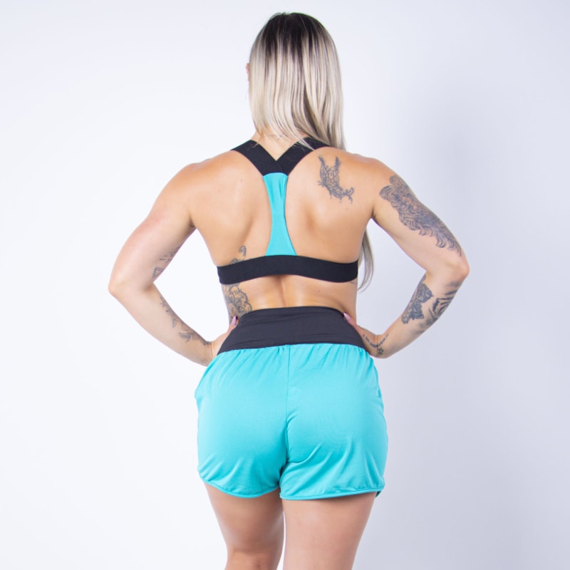 Conjunto Fitness em Dry Fit Verde com Top e Shortinho com Bolsos | Ref: 8.8.0118-05-G