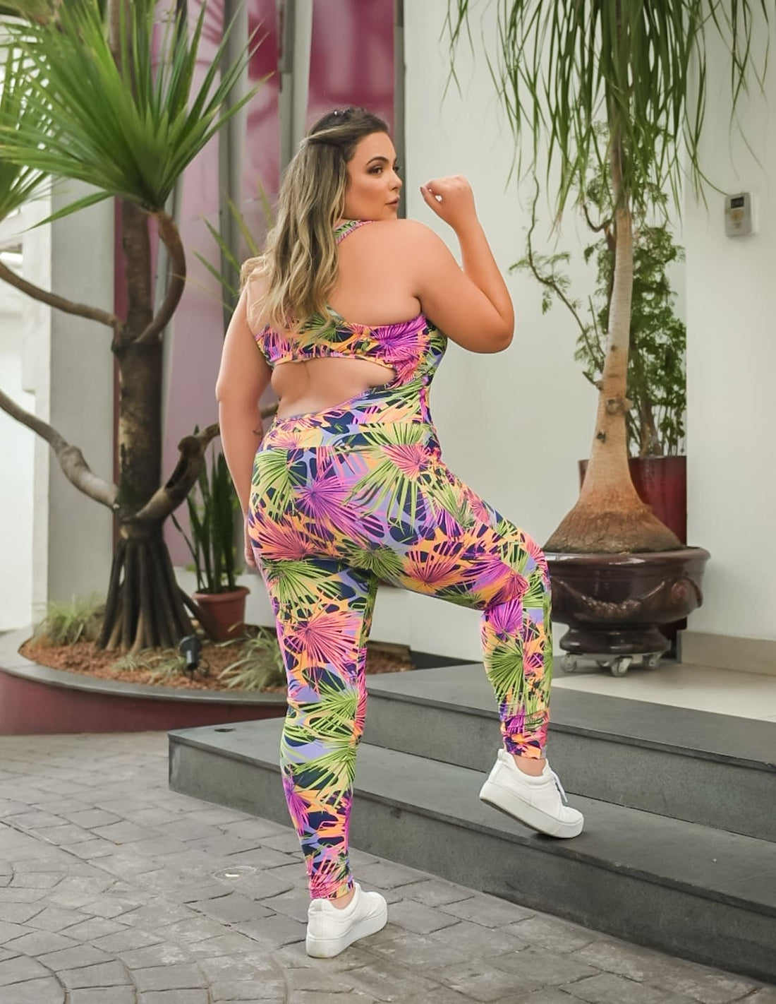 Macacão Fitness Feminino Longo Plus Size com Estampa | Ref: 4.4.4052-3242