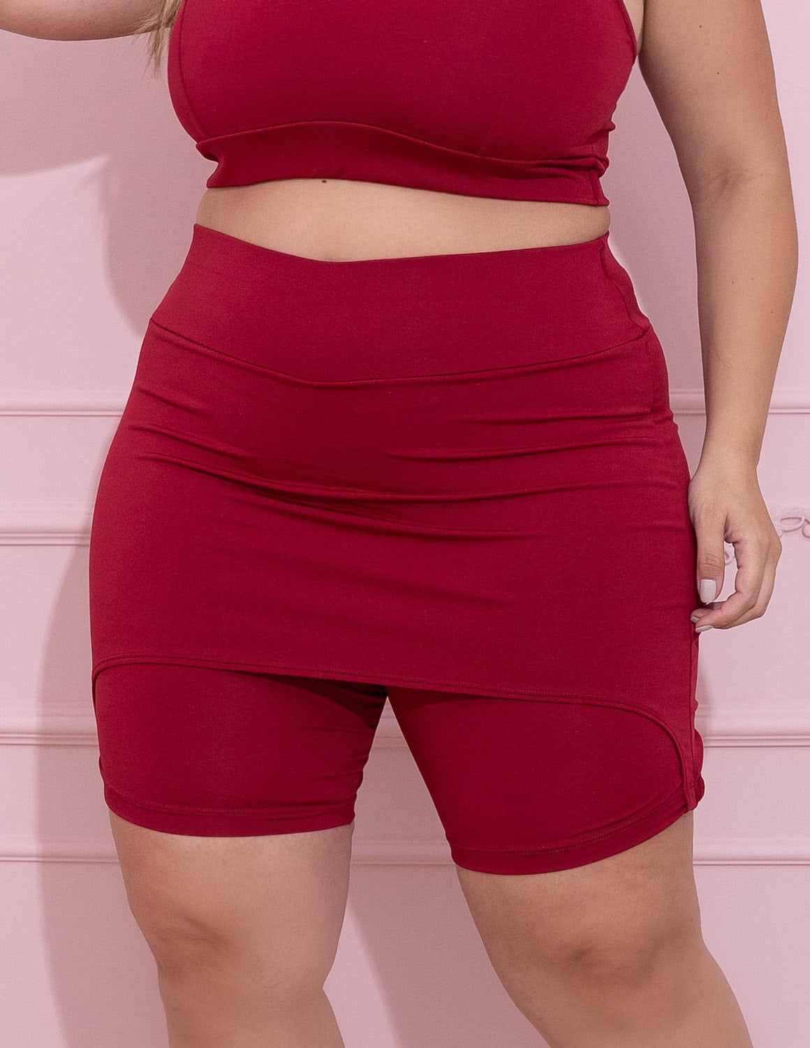 Bermuda com Tapa Bumbum Plus Size Vinho