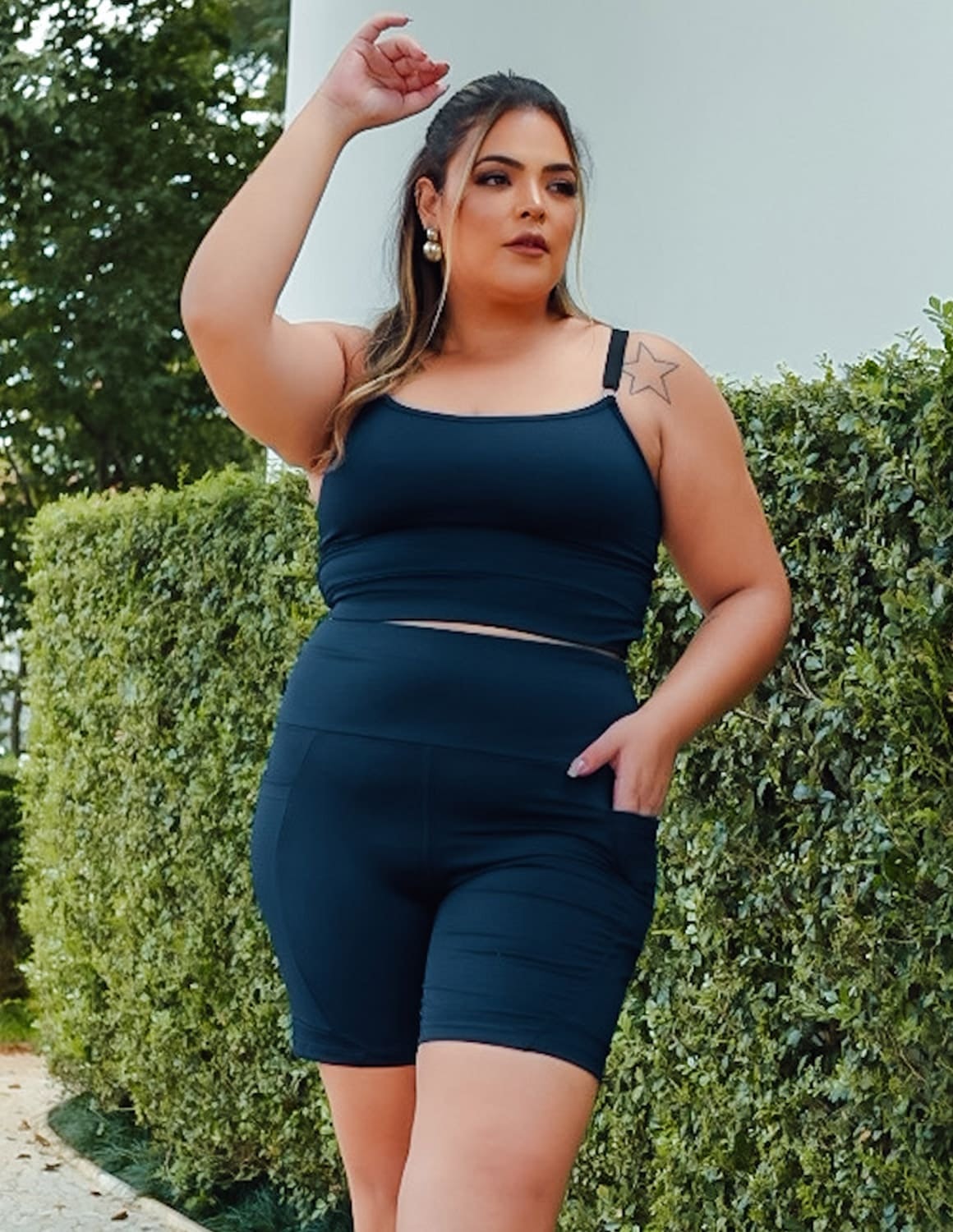 Conjunto Plus Size Azul Marinho Bermuda com Bolsos e Cropped | Ref: 8.8.0199-18