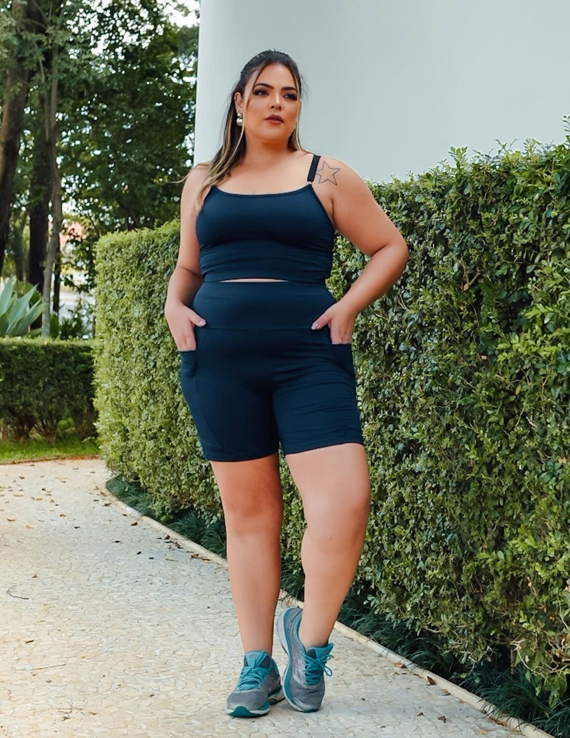 Conjunto Plus Size Azul Marinho Bermuda com Bolsos e Cropped | Ref: 8.8.0199-18
