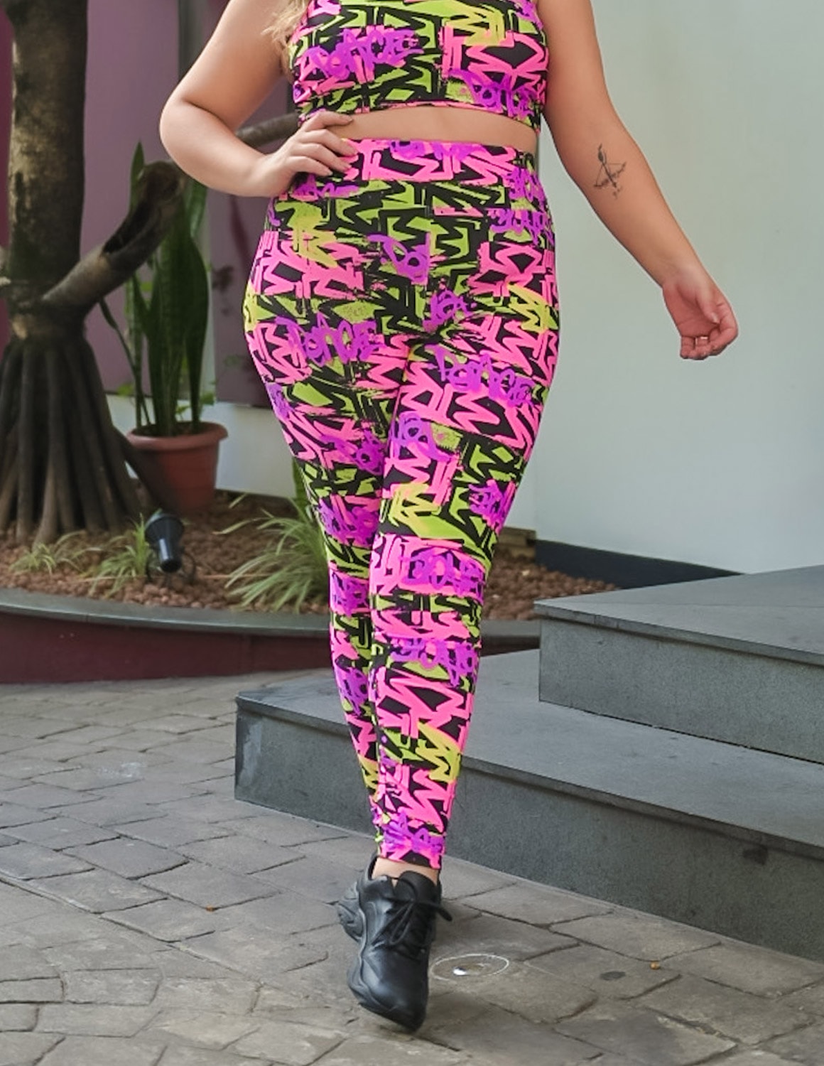 Calça Legging Fitness com Estampa Plus Size com Cós Alto | Ref: 4.4.4293-3243
