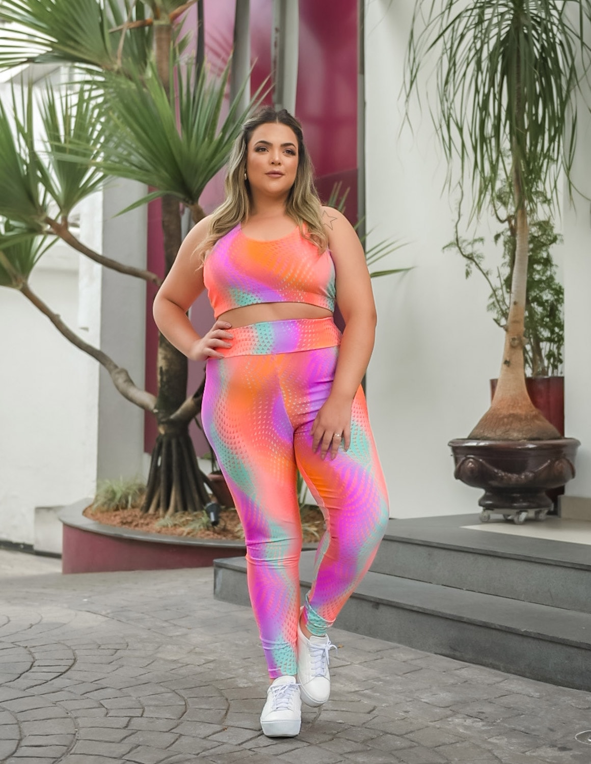 Conjunto Estampado Fitness Feminino Plus Size com Calça Cós Alto e Top | Ref: 8.8.0197-3238