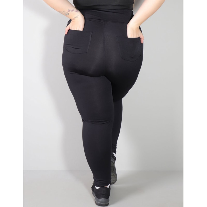 Calça Feminina Preta Plus Size com Bolsos | Ref: 4.4.4156-01