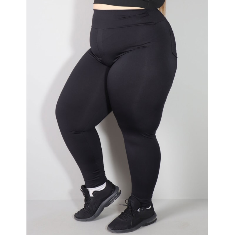 Calça Feminina Preta Plus Size com Bolsos | Ref: 4.4.4156-01