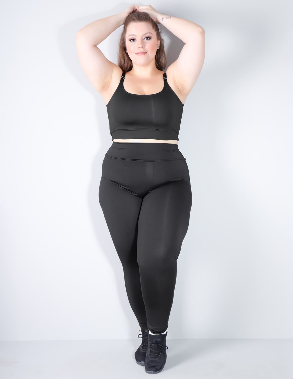 Conjunto Fitness Plus Size Preto com Calça e Cropped sem Bojo | Ref: 8.8.0206-01