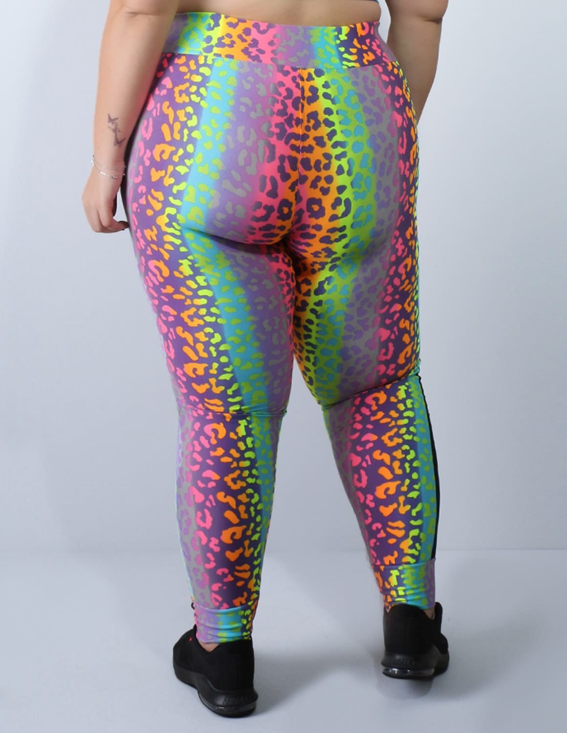 Calça Fitness Plus Size Estampada com Recortes Laterais | Ref: 4.4.4151-3092