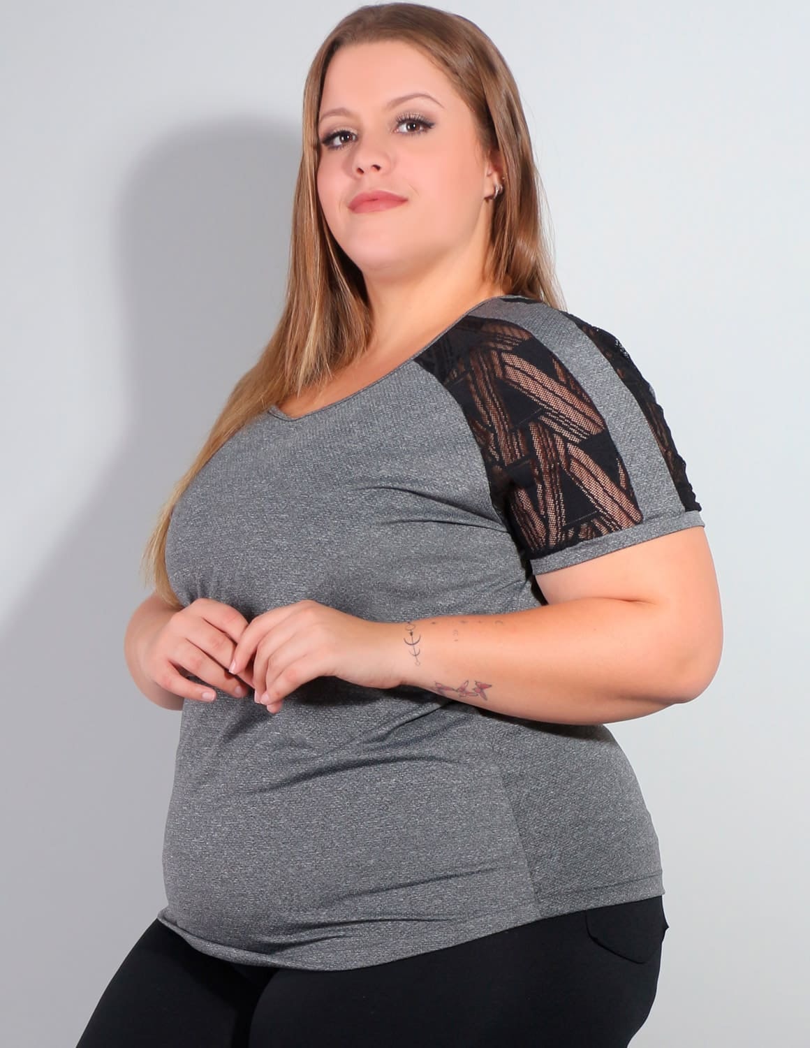 Camiseta Feminina Plus Size em Dry Fit Mescla com Recorte em Tela | Ref: 4.4.4142-03