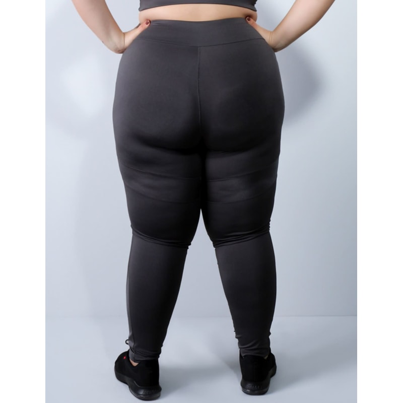 Calça Legging Preta Plus Size com Recortes de Cirrê | Ref: 4.4.4132C-01