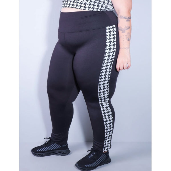 Calça Plus Size Preta com Recortes Laterais em Jacquard | Ref: 4.4.4308-3236