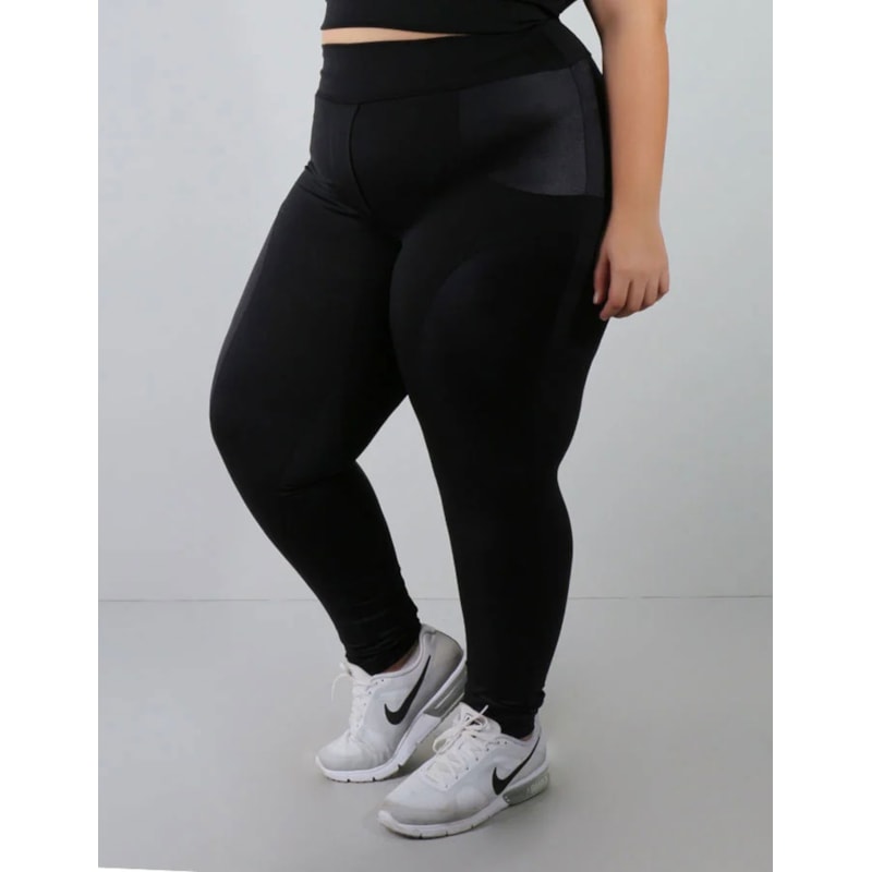 Calça Plus Size Preta com Detalhes de Cirrê | Ref: 4.4.4133C-01