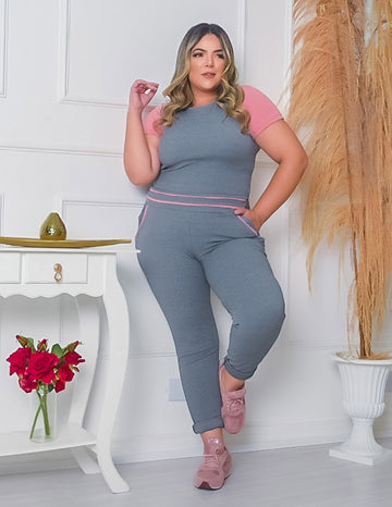 Conjunto Feminino Plus Size com Calça e Blusa em Crepe de Alfaiataria | Ref: PRCJ03-0319