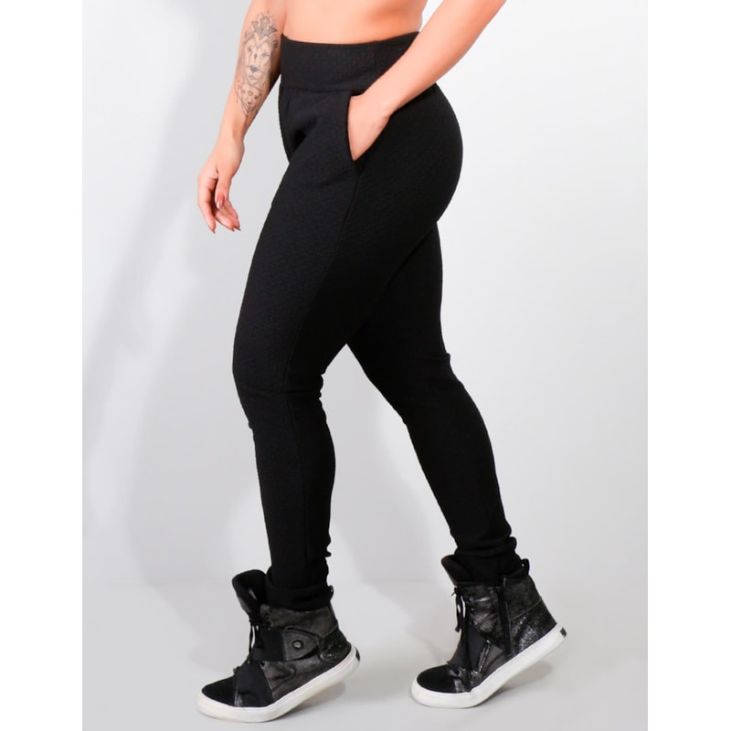 Calça Jogger Preta Texturizada com Bolsos | Ref: 3.3.2477-01