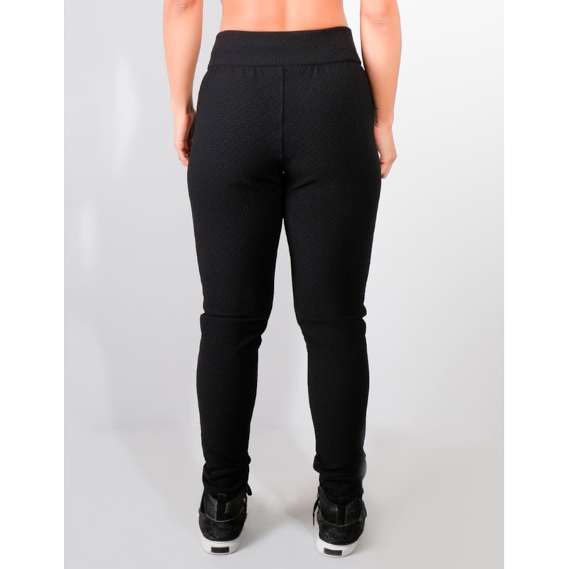 Calça Jogger Preta Texturizada com Bolsos | Ref: 3.3.2477-01