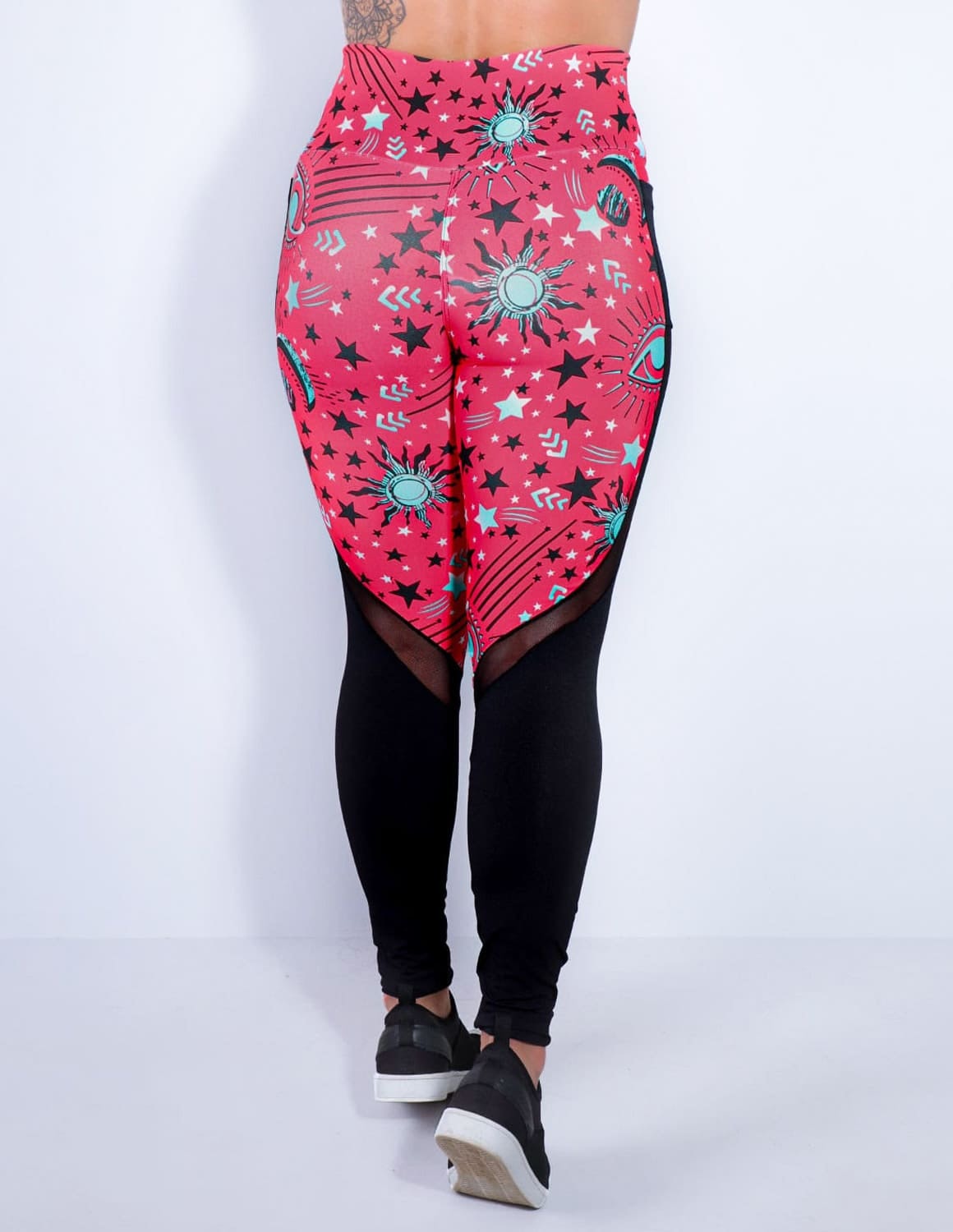 Calça Fitness Estampada com Bolsos e Tule Preto | Ref: 4.4.1815-3185