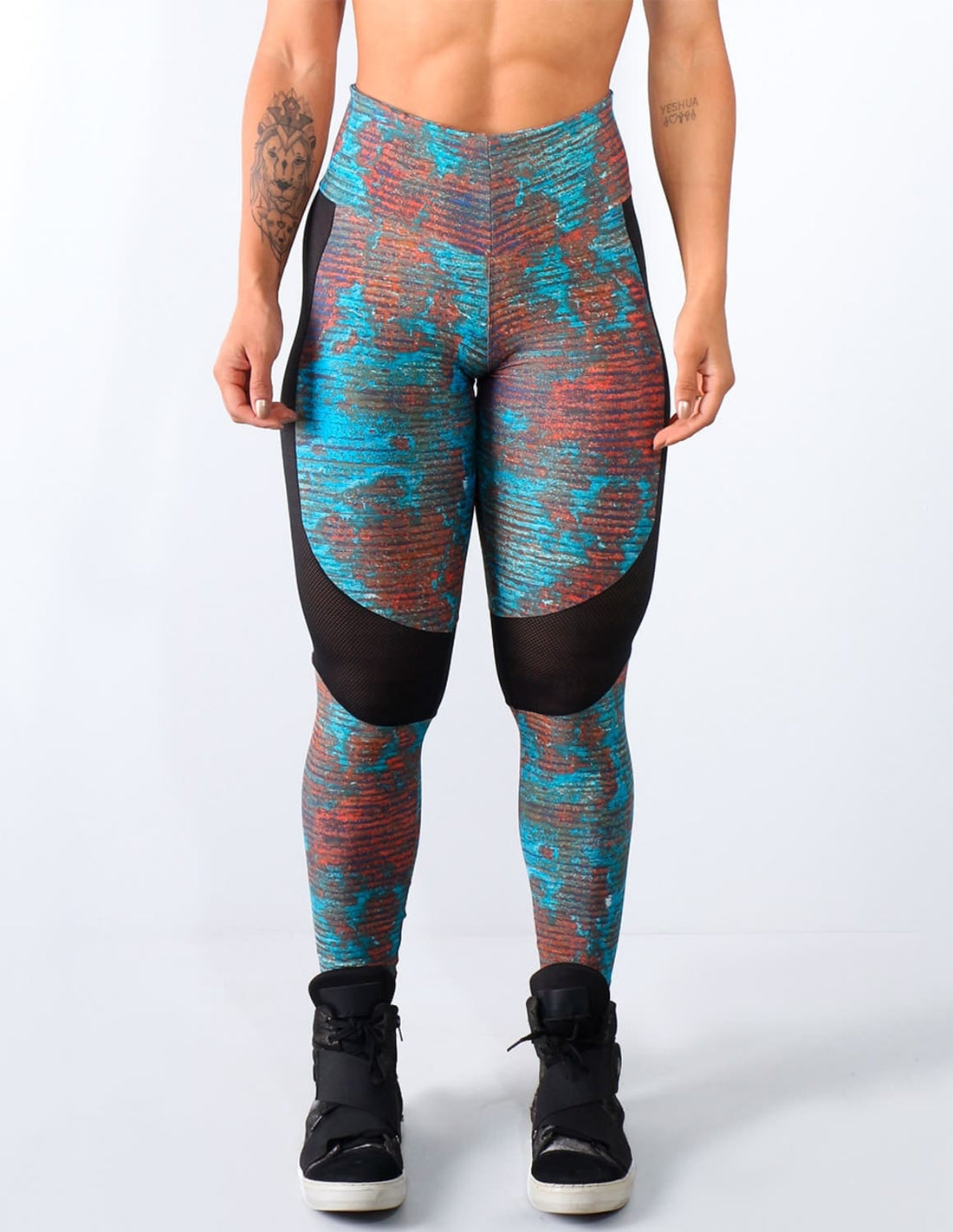 Calça Legging Estampada com Recortes | Ref: 4.4.4172-3116