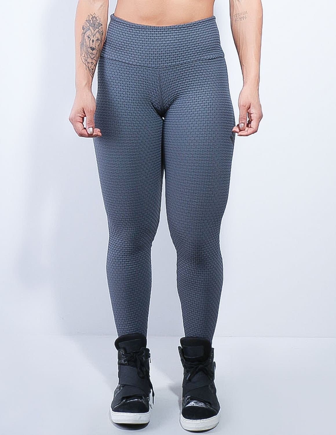 Calça Texturizada em Poliamida Grafite | Ref: 3.3.2039-28