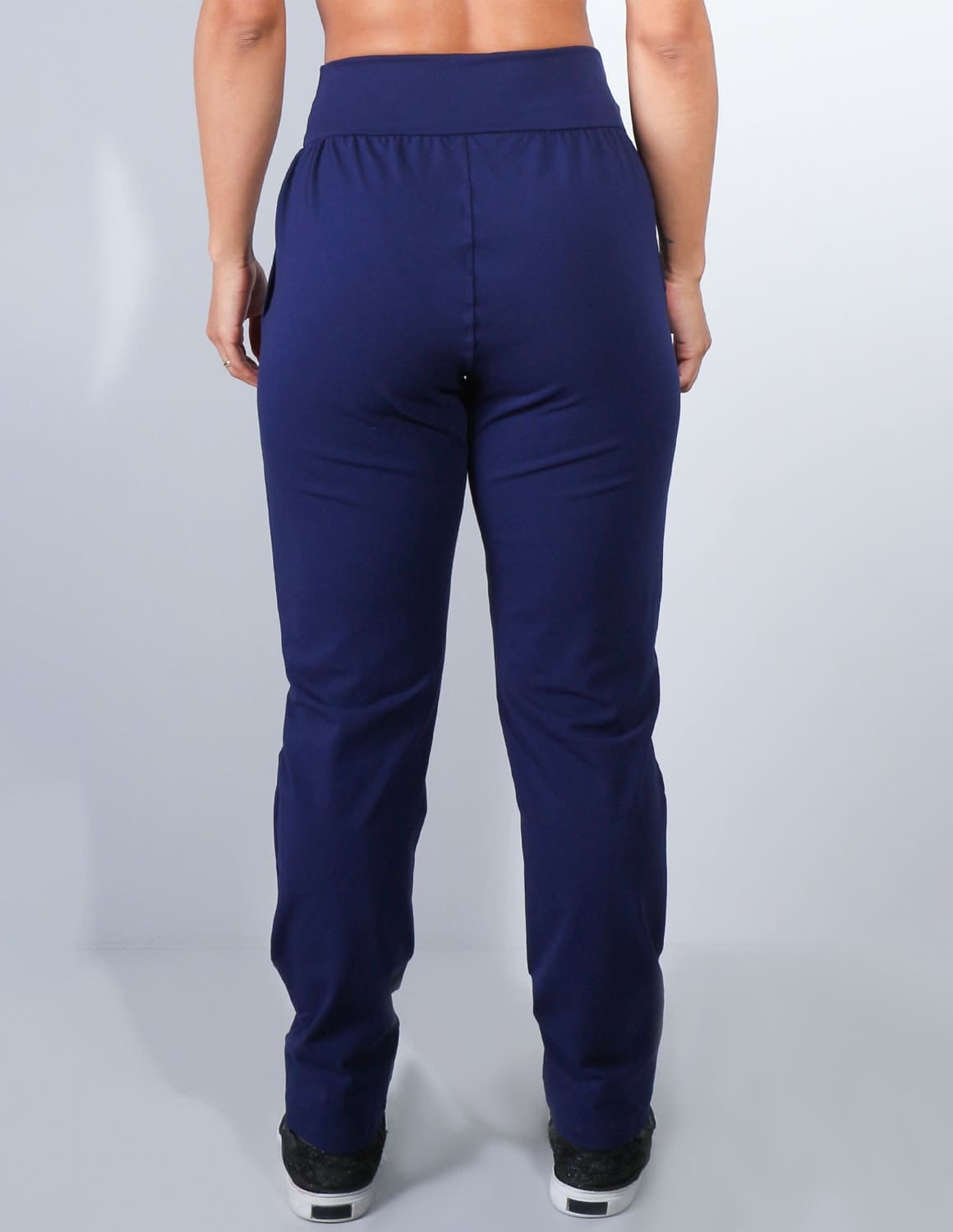 Calça Jogger em Viscolycra Azul Marinho com Bolsos | Ref: 3.3.2473-18