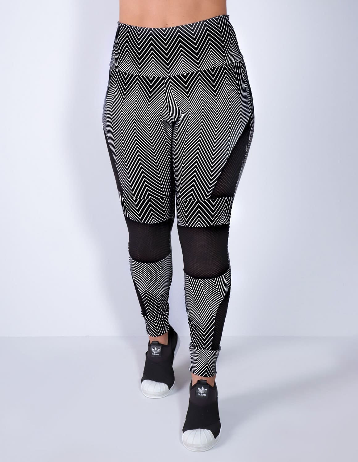 Calça Punho Feminina Estampada com Recortes de Tela | Ref: 4.4.4285-3155