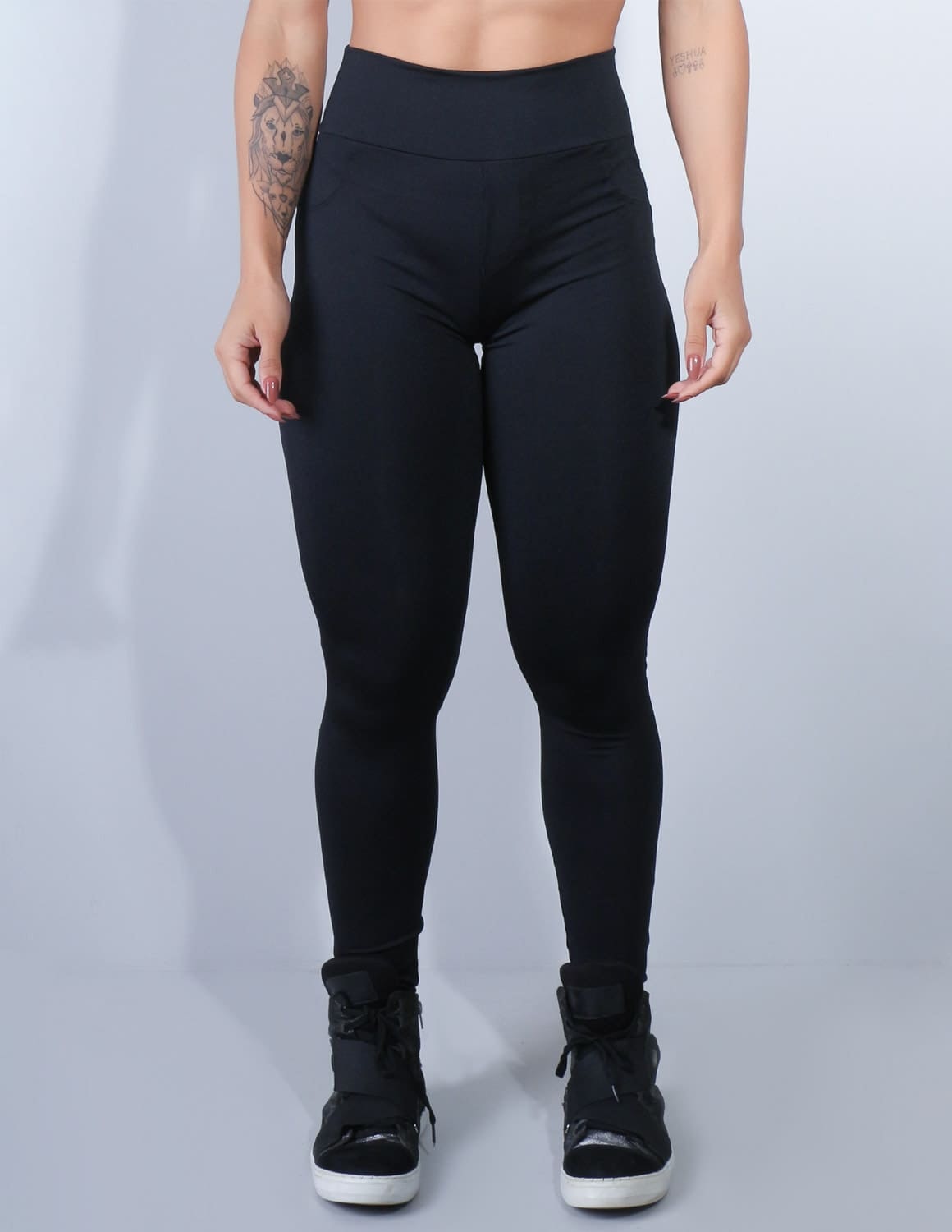 Calça Legging Preta com Bolsos | Ref: 4.4.4241-01