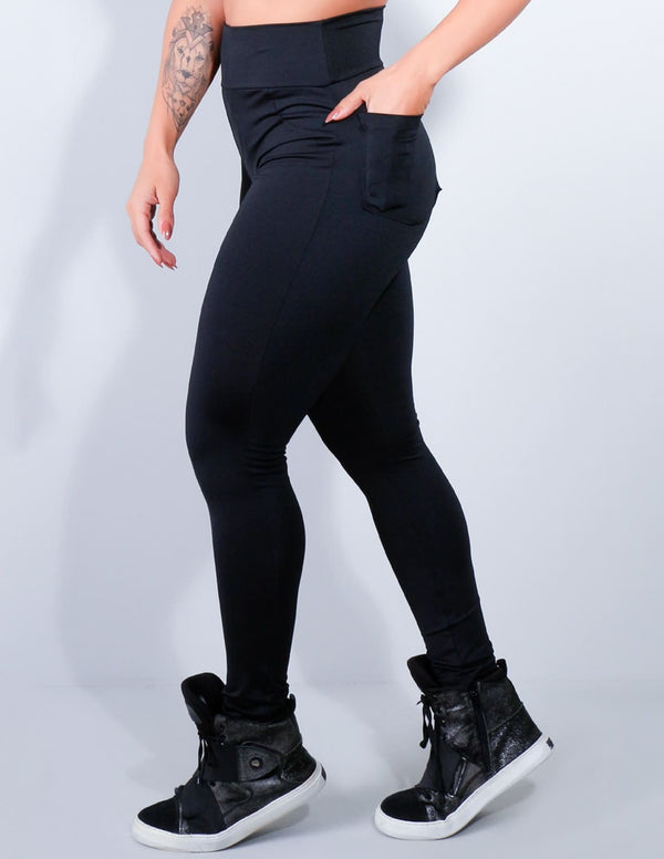 Calça Legging Preta com Bolsos | Ref: 4.4.4241-01