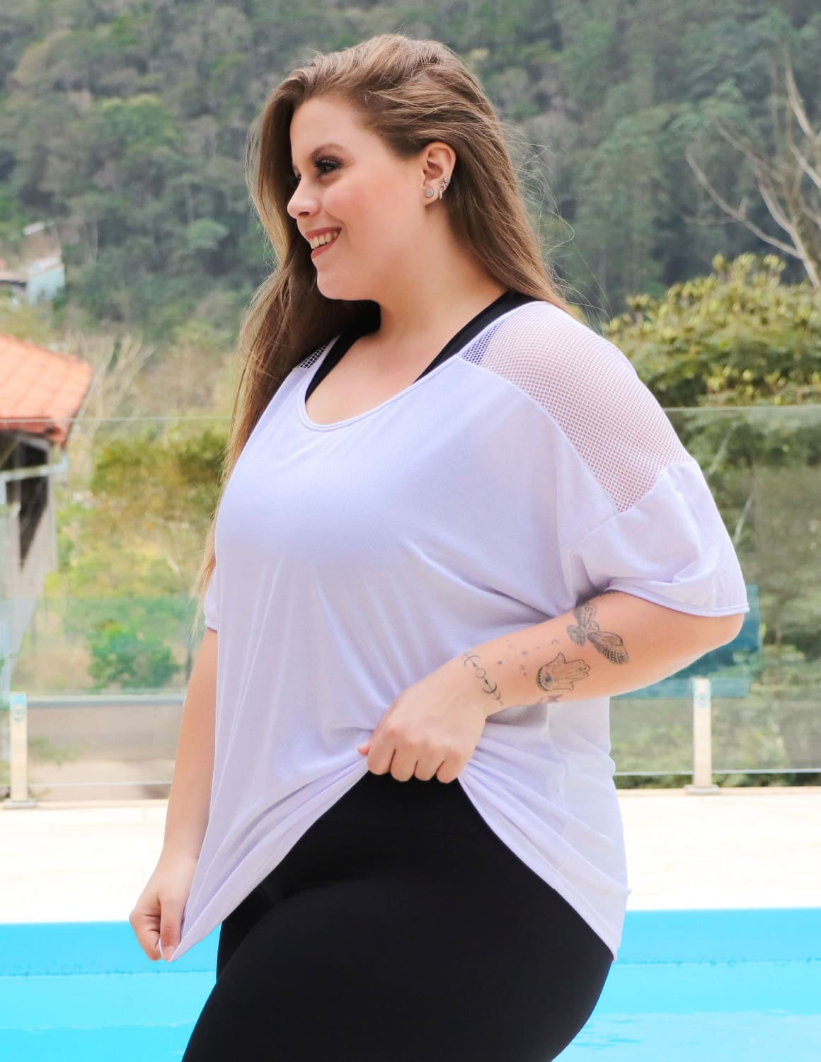 Blusa Feminina Plus Size em Dry Fit Branco com Tela | Ref: 4.4.4143-02