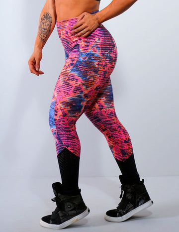 Calça Fitness com Estampa e Tela de Poliamida | Ref: 4.4.4158-3107