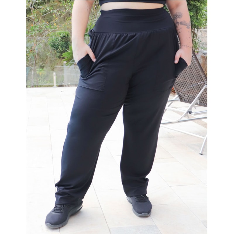 Calça Plus Size Preta Cós Alto com Bolsos | Ref: 4.4.4301-01