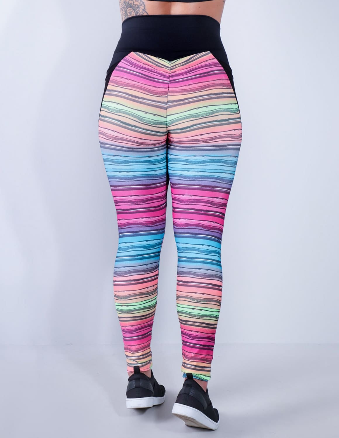 Calça Legging Empina Bumbum Estampada com Tule e Bolsos | Ref: 4.4.4345-3163