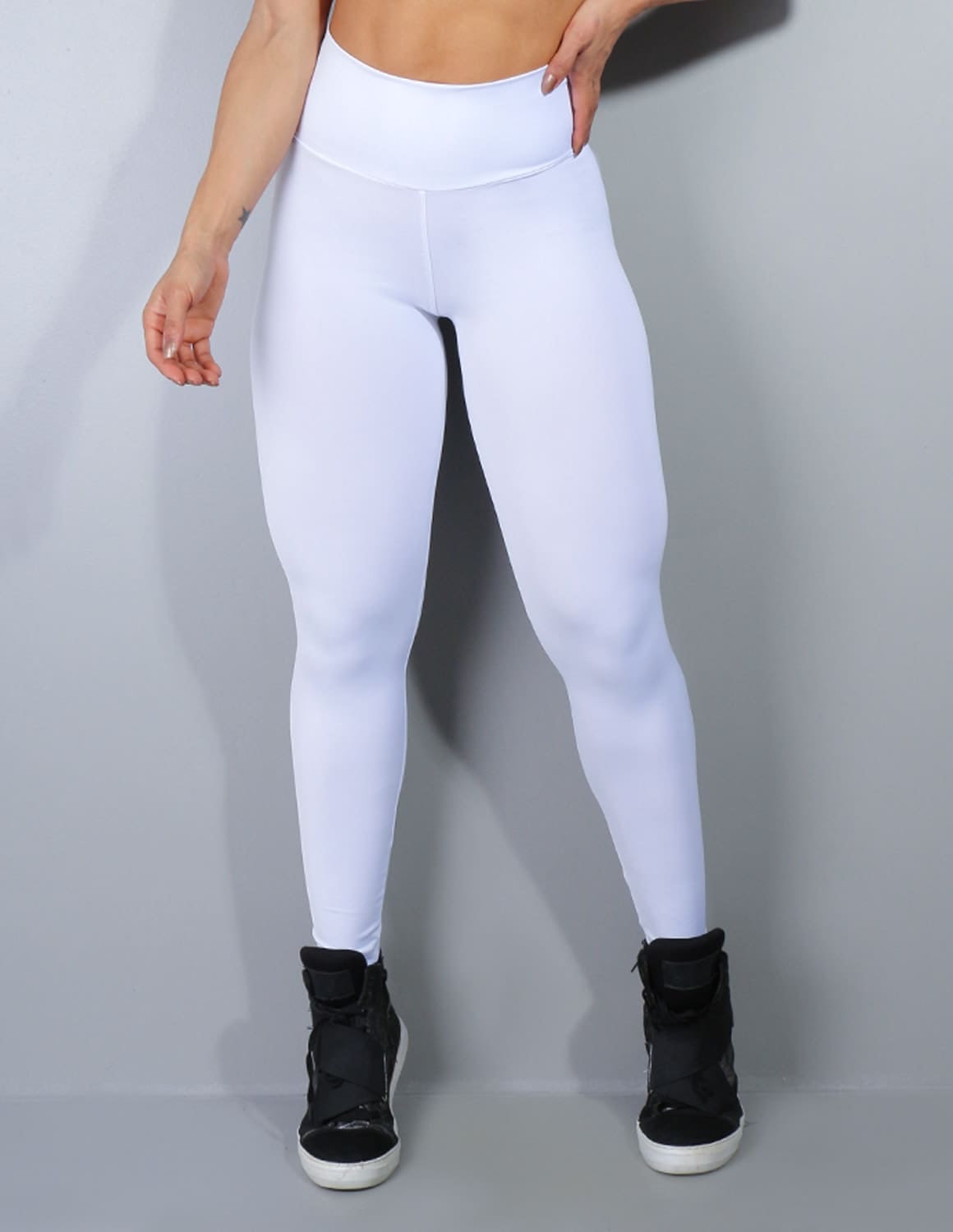 Calça Feminina de Academia Branca com Cós Alto | Ref: 4.4.1769-02