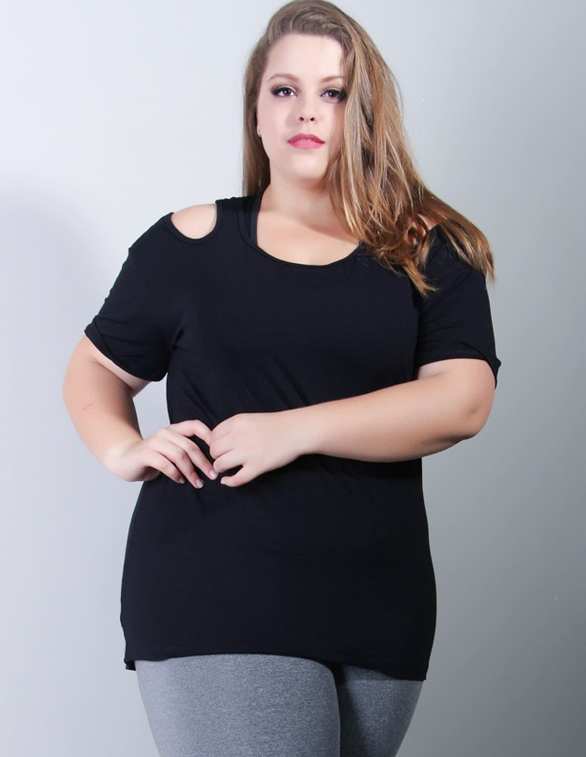 Blusa Gota Plus Size Fitness em Viscolycra Preta | Ref: 4.4.1756-01