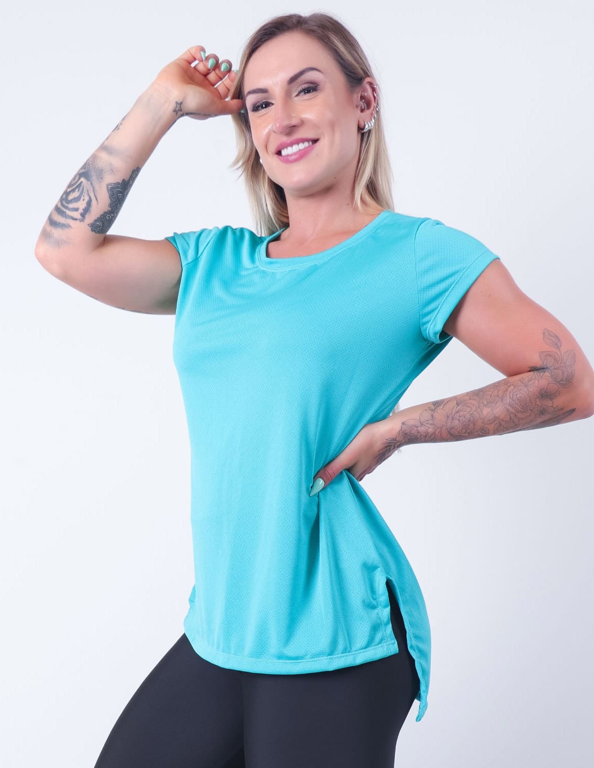 Blusa em Dry Fit Alongada com Manguinhas Verde | Ref: 4.4.4461-05