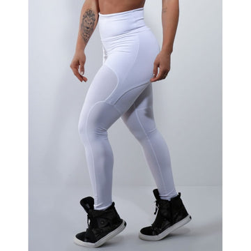 Calça Branca com Tapa Bumbum | Ref: 4.4.4061-02