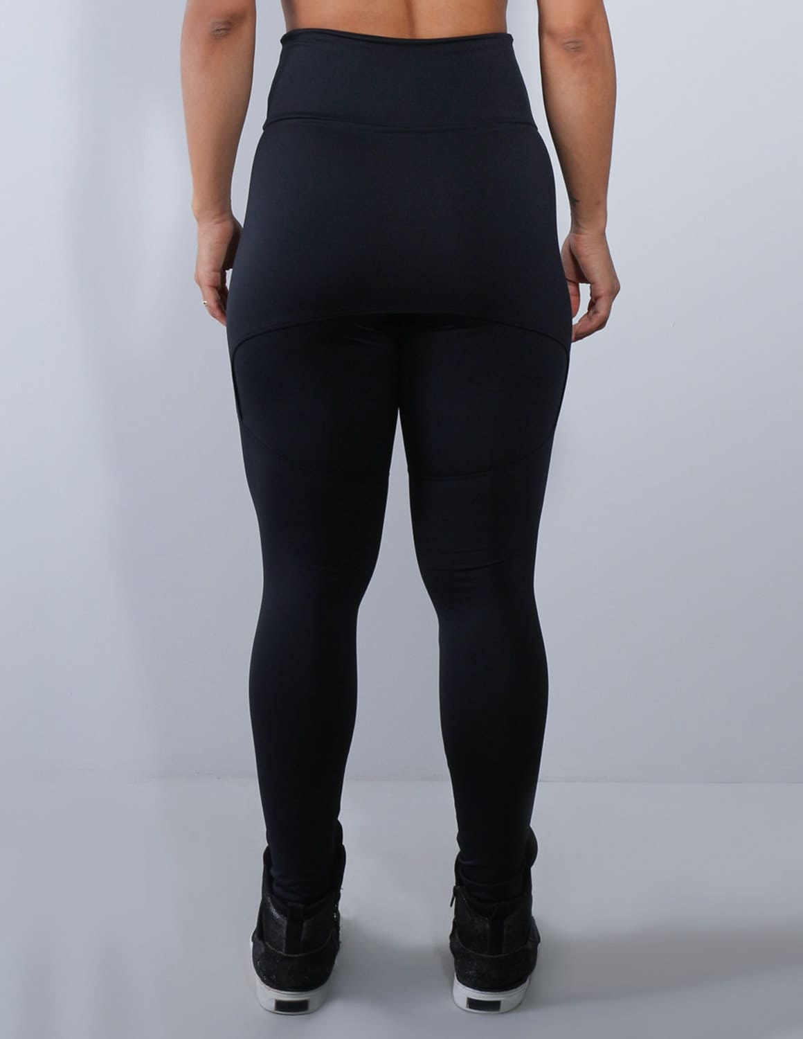 Calça Legging Preta com Tapa Bumbum | Ref: 4.4.4061-01