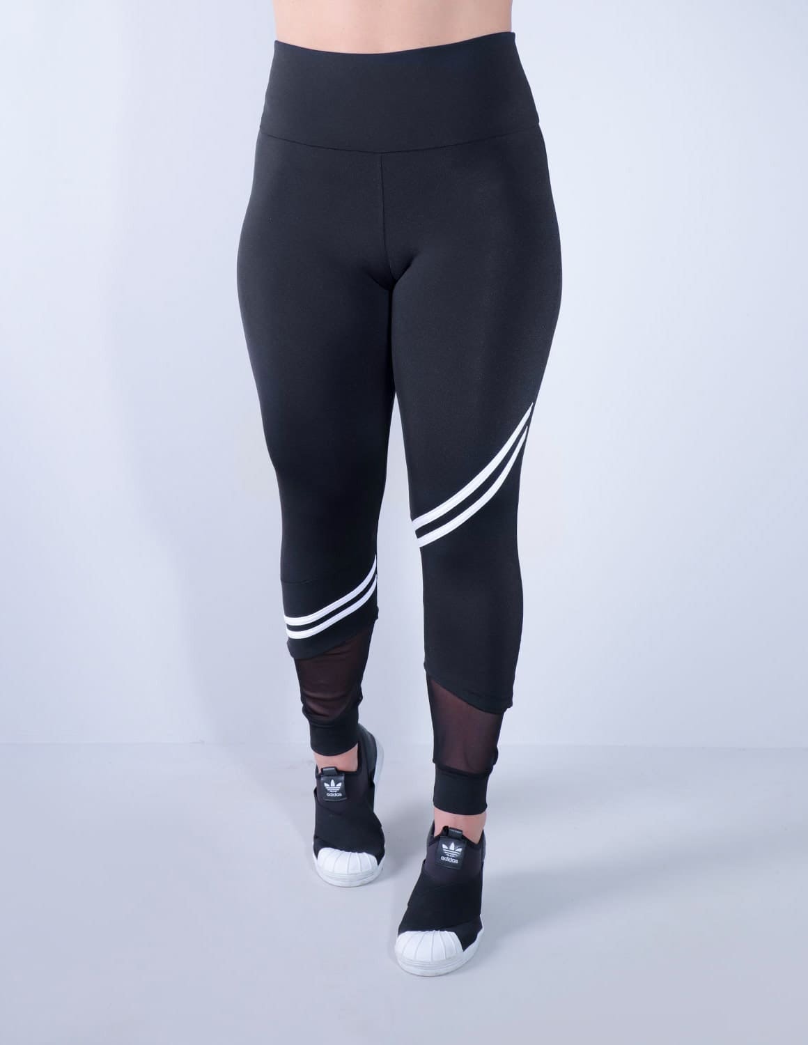 Calça Fitness Feminina Preta com Tule e Listras Brancas | Ref: 4.4.4339-0102