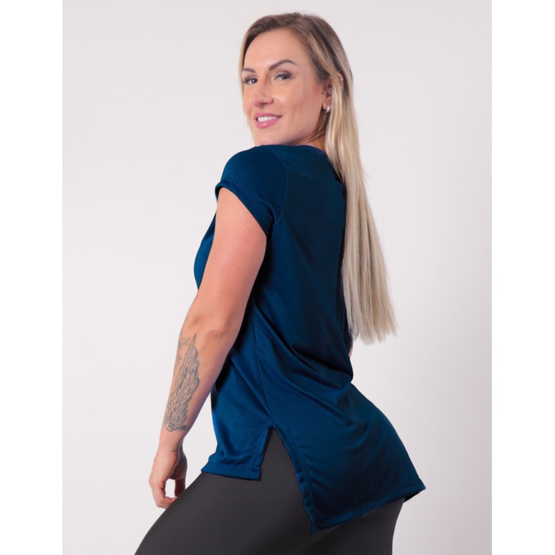 Blusa Feminina em Dry Fit Alongada com Manguinhas Azul Marinho | Ref: 4.4.4461-18