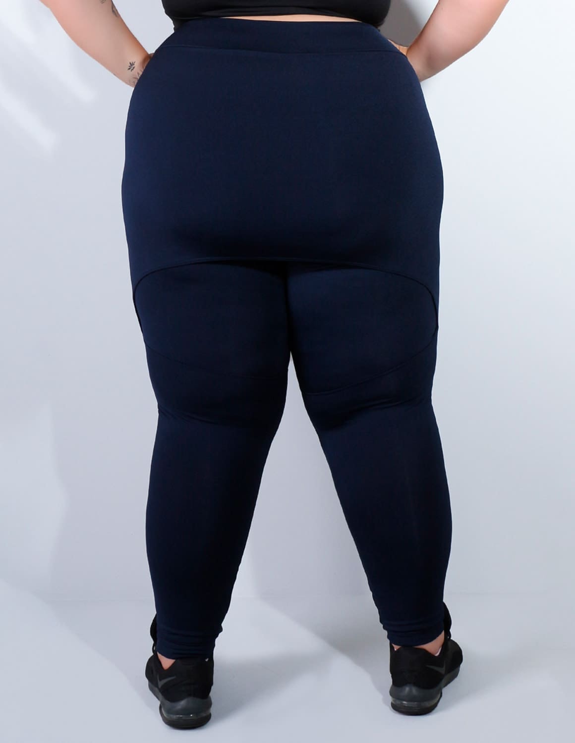 Calça Plus Size Azul Marinho com Saia Tapa Bumbum | Ref: 4.4.4055-18