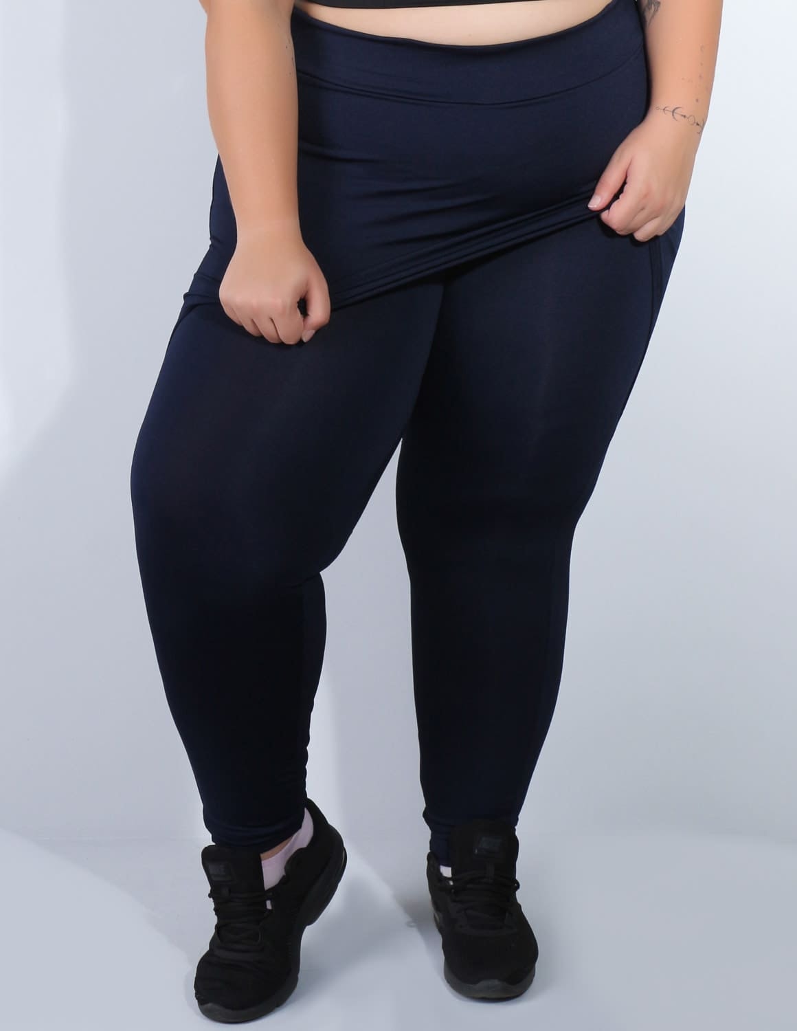 Calça Plus Size Azul Marinho com Saia Tapa Bumbum | Ref: 4.4.4055-18
