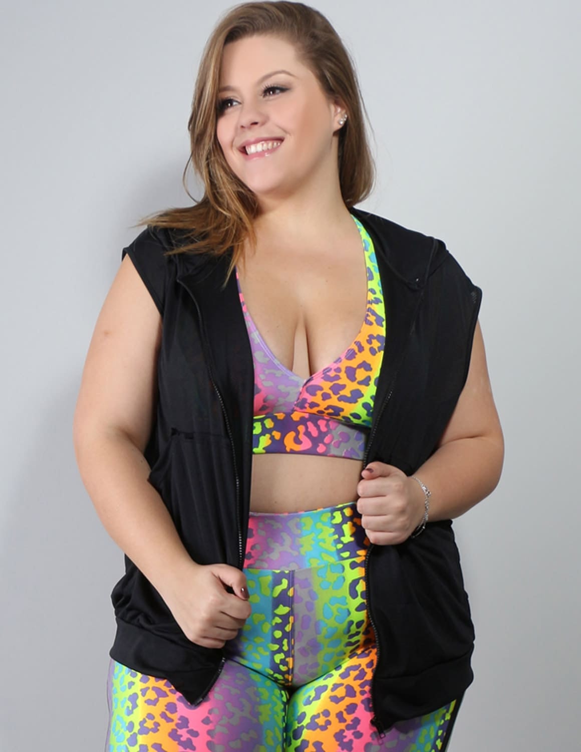 Colete Plus Size Preto Dry Fit com Bolsos | Ref: 4.4.4051DRESS-01