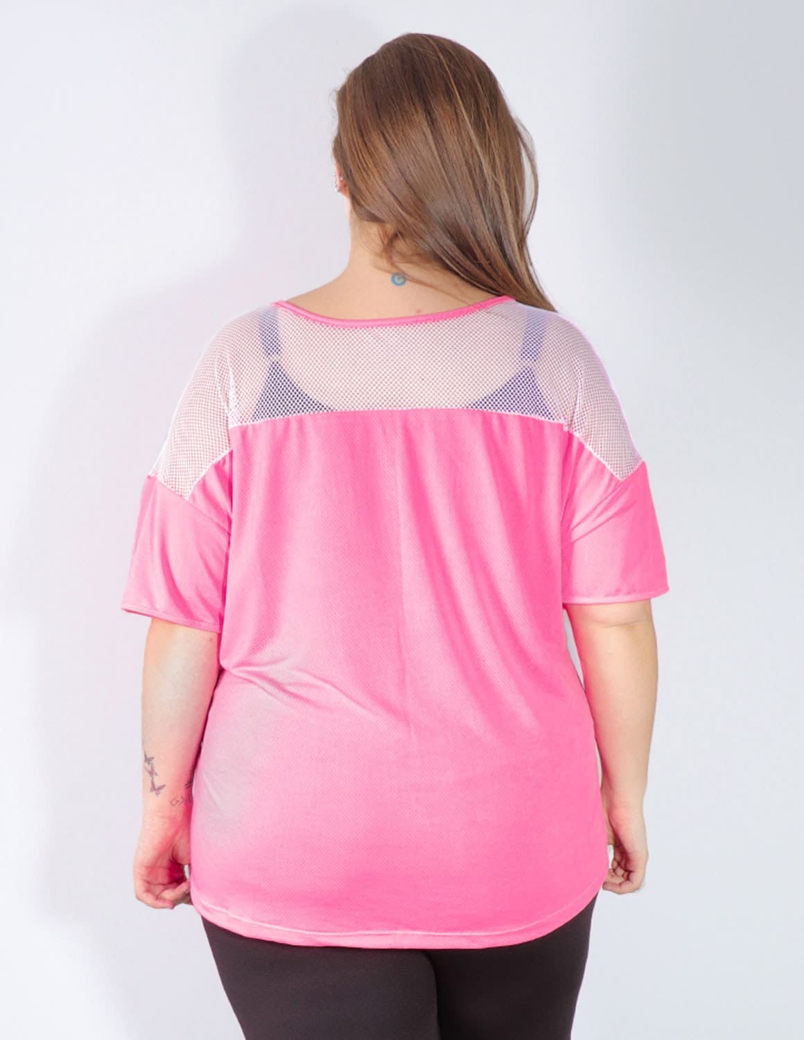 Blusa Fitness Plus Size Rosa Neon com Tela Branca | Ref: 4.4.4143-3902