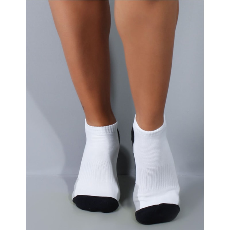 Sapatilha Fechada para Pilates com Anti Derrapante | Ref: 5.5.6005-0201-33 A 39-BRANCO-02-PRETO-01