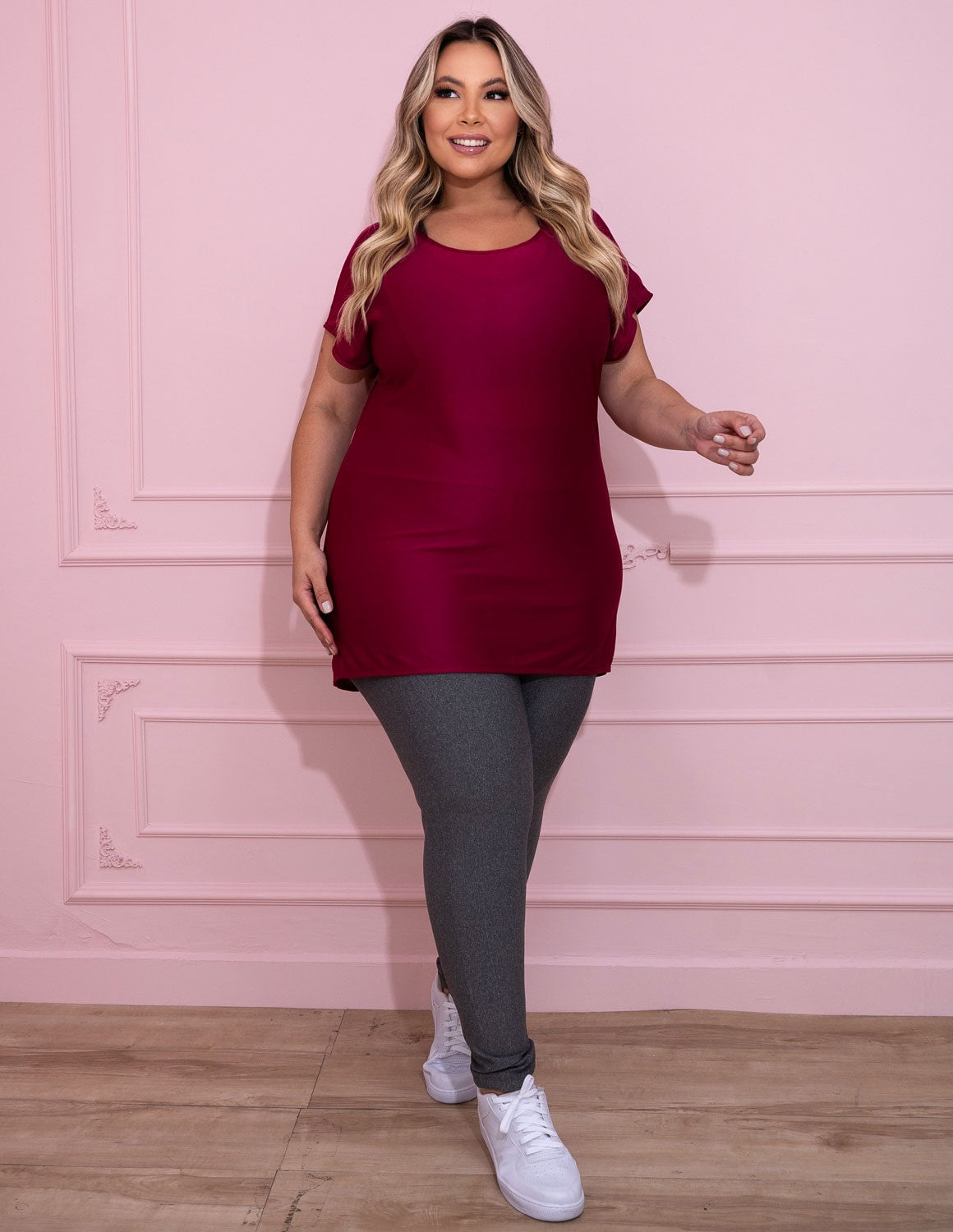 Blusa Feminina Plus Size Bordô em Dry Fit
