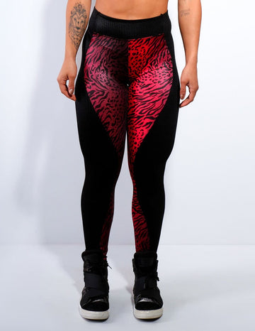 Calça em Poliamida com Textura e Cirrê Estampado | Ref: 3.3.2423-1208